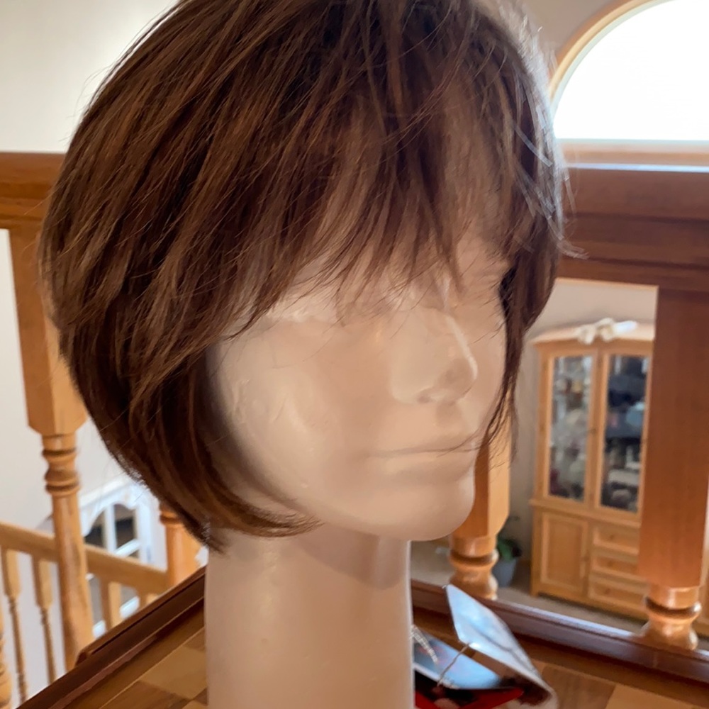 Ellen Willie peruci Echo Wig Hot Mocha Rooted